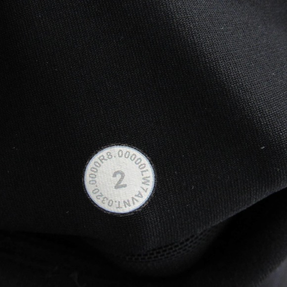 Lululemon Speed Up High-Rise Lined Short in Camo Deep Coal Multi/Black SZ 2 - Picture 3 of 4